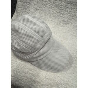 Duluth Trading Co White Mesh Performance 5-Panel Hat Adjustable Athletic Cap